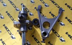 Вилка переключения передач повышенной/пониженной в сборе КПП SHANMON 388H W024200110