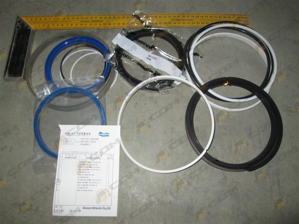 Ремкомплект гидроцилиндра рукояти Doosan K9002003 (401107-00323A)