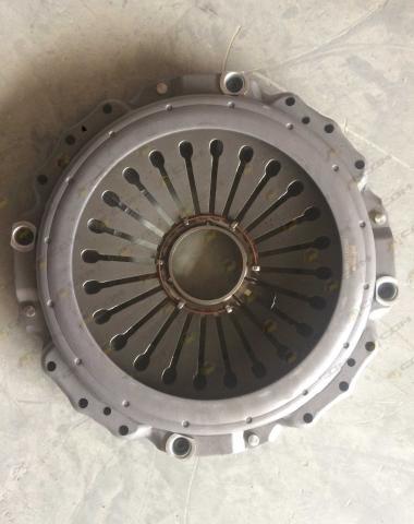 Корзина сцепления с мембранным натяжением D430 HOWO